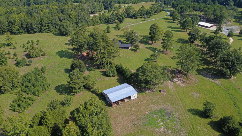 616 Twin Lakes Road Waverly Hall, GA 31831