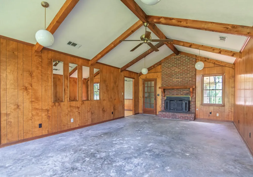 616 Twin Lakes Road Waverly Hall, GA 31831