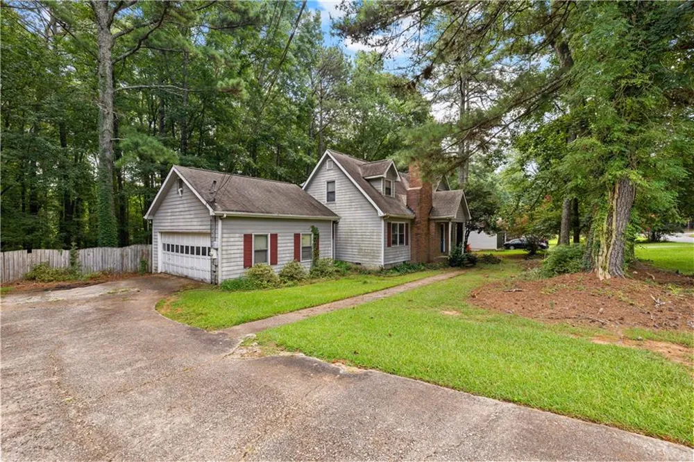 9330 Hidden Hollow Trail Jonesboro, GA 30236