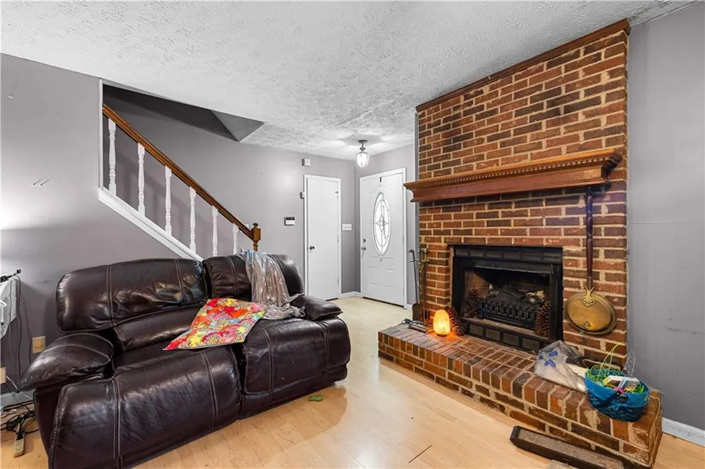 9330 Hidden Hollow Trail Jonesboro, GA 30236