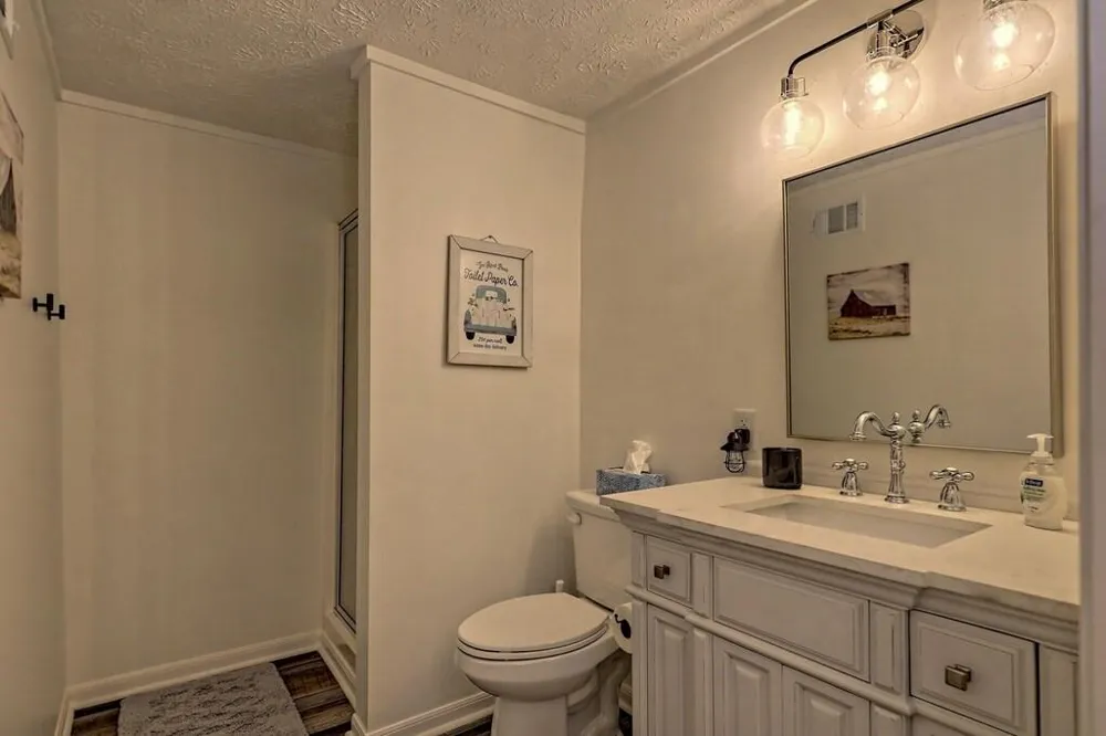 63 Mint Lane Clayton, GA 30525