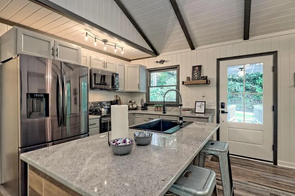 63 Mint Lane Clayton, GA 30525