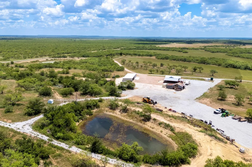 2671 Fm2926 Clyde, TX 79510