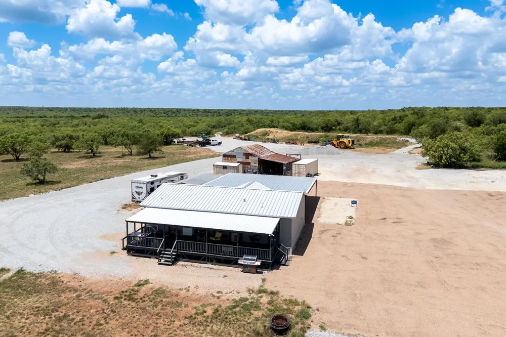 2671 Fm2926 Clyde, TX 79510
