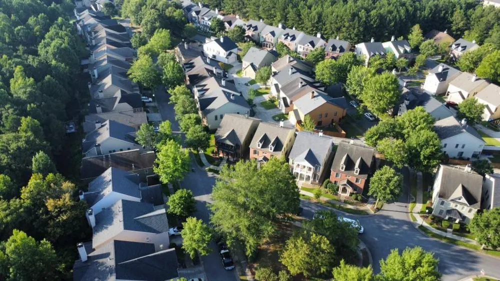 1516 Baxley Pine Trace Suwanee, GA 30024