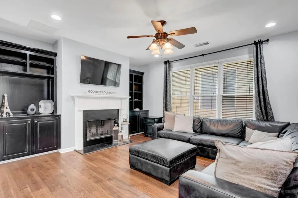 1516 Baxley Pine Trace Suwanee, GA 30024