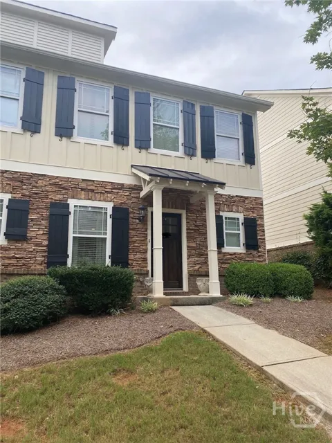 232 Center Park
