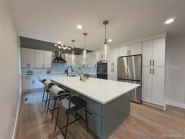 6664 E Easter Place Centennial, CO 80112