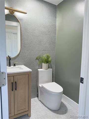 6664 E Easter Place Centennial, CO 80112
