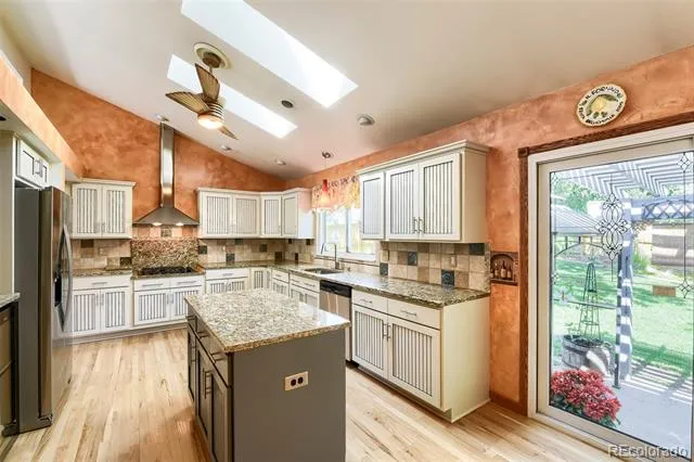 9210 Sugarstone Circle Highlands Ranch, CO 80130