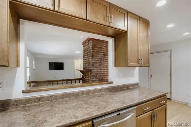 6421 Independence Street Arvada, CO 80004