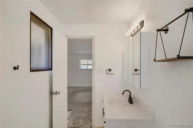 6421 Independence Street Arvada, CO 80004