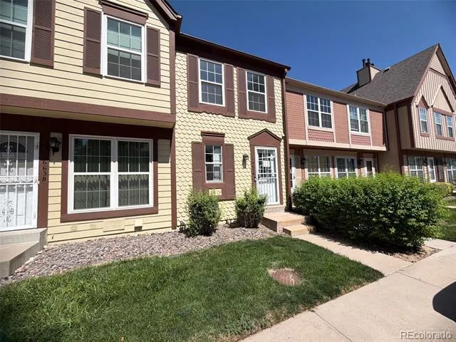 1663 S Blackhawk Way #A Aurora, CO 80012