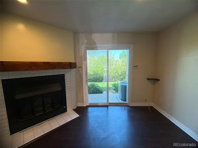 1663 S Blackhawk Way #A Aurora, CO 80012