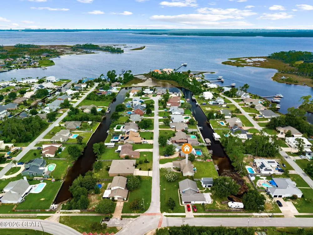 2004 Windjammer Drive Lynn Haven, FL 32444