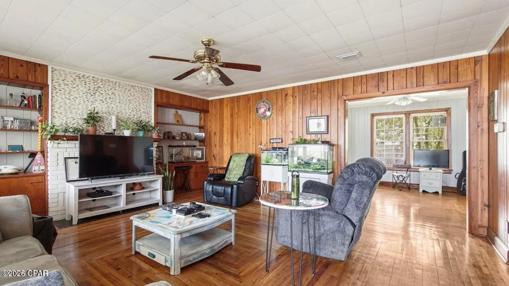 304 Allen Avenue Panama City, FL 32401