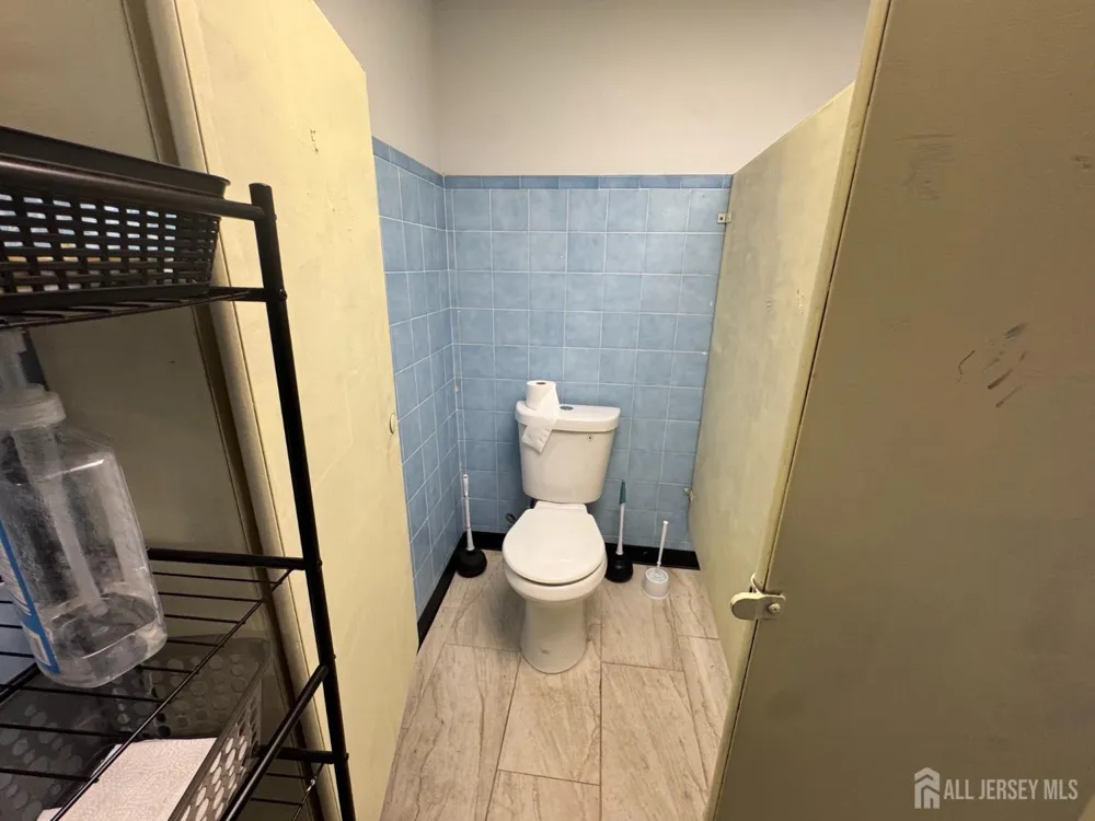 715 Somerset Street #202 Franklin Twsp, NJ 08873