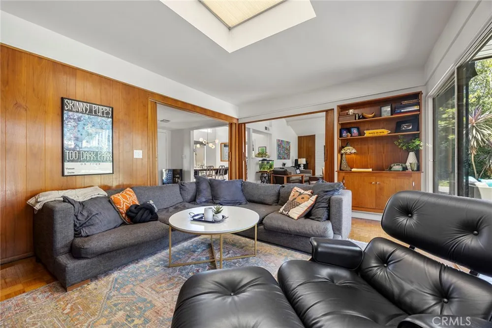 17881 Arbolada Tustin, CA 92780
