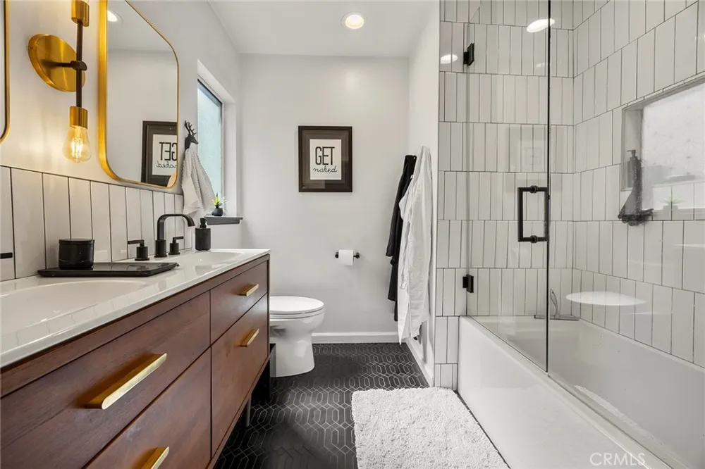 17881 Arbolada Tustin, CA 92780