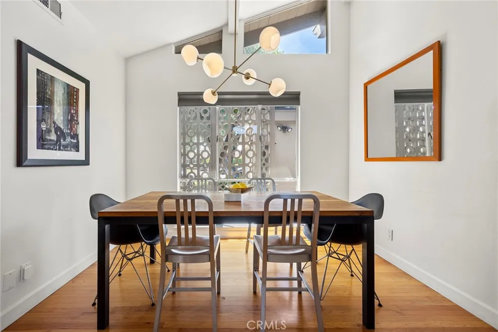 17881 Arbolada Tustin, CA 92780