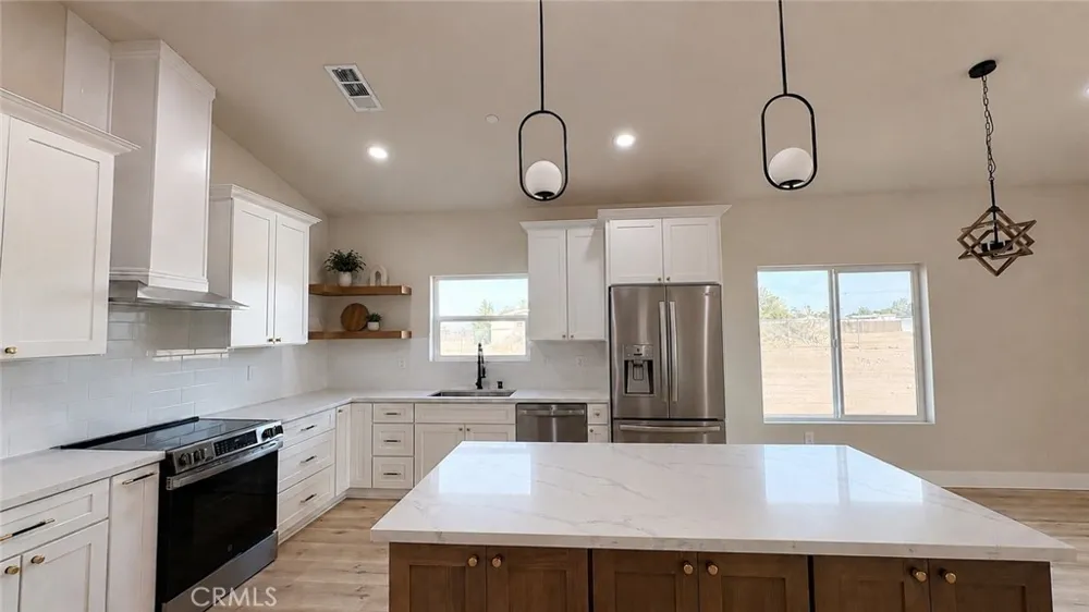 14145 Anacapa Victorville, CA 92392