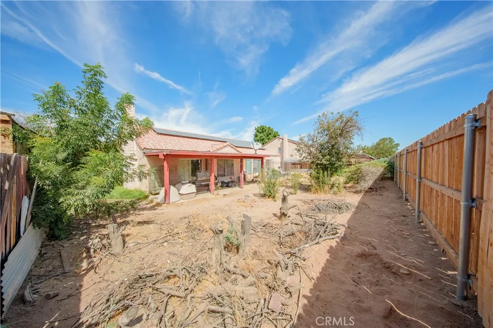 12391 Chuckwalla Victorville, CA 92395