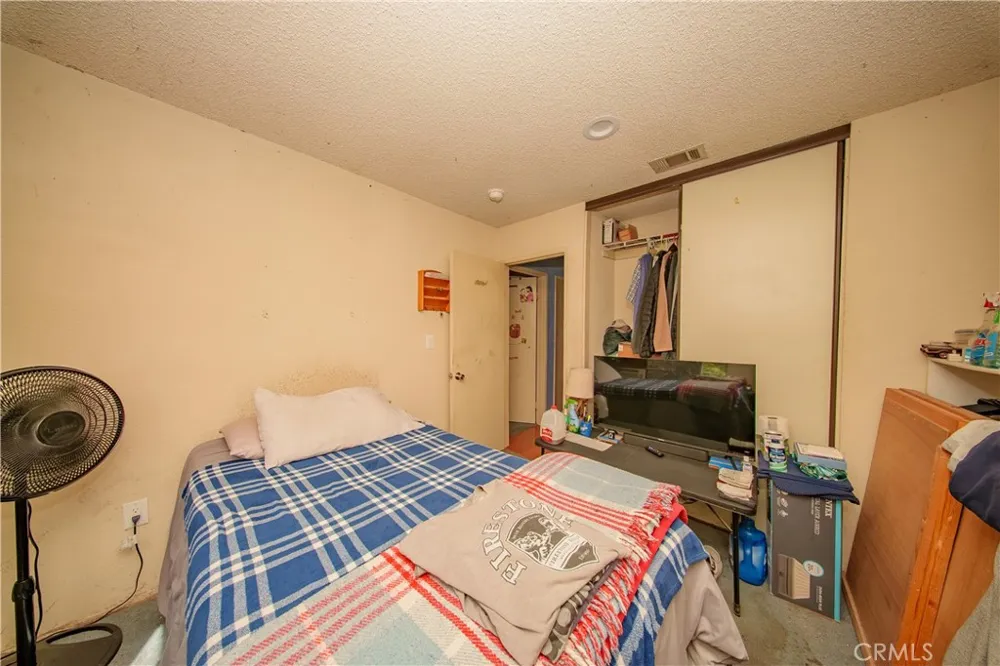 12391 Chuckwalla Victorville, CA 92395