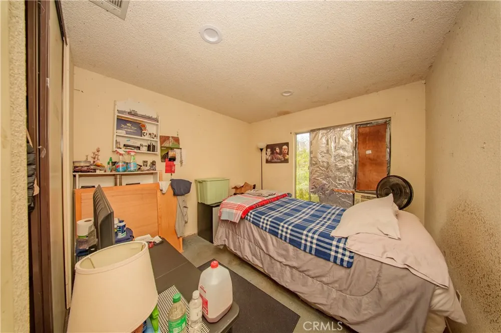 12391 Chuckwalla Victorville, CA 92395