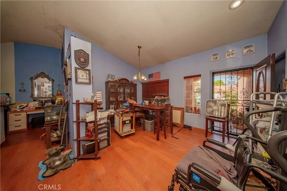 12391 Chuckwalla Victorville, CA 92395