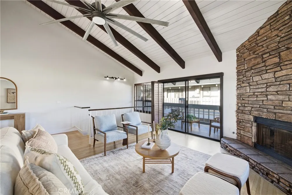 2108 Vanderbilt Lane #E Redondo Beach, CA 90278