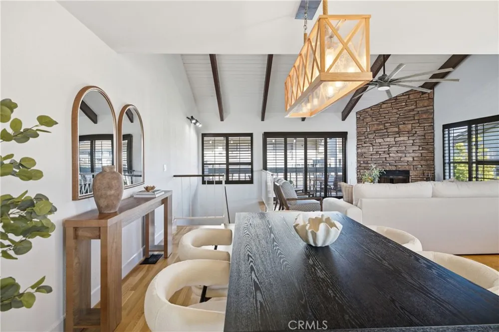 2108 Vanderbilt Lane #E Redondo Beach, CA 90278