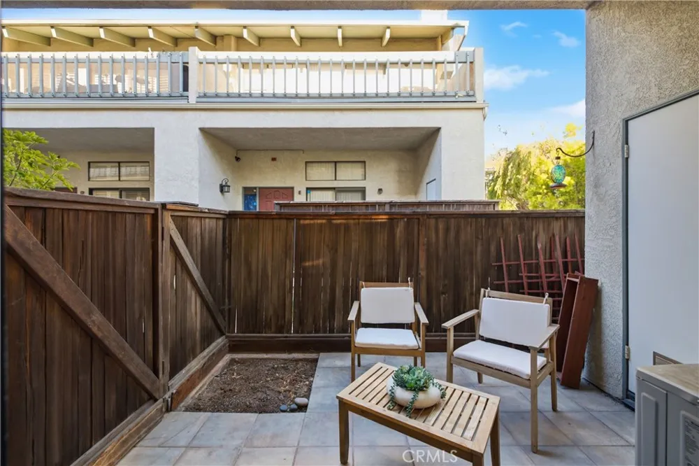 2108 Vanderbilt Lane #E Redondo Beach, CA 90278