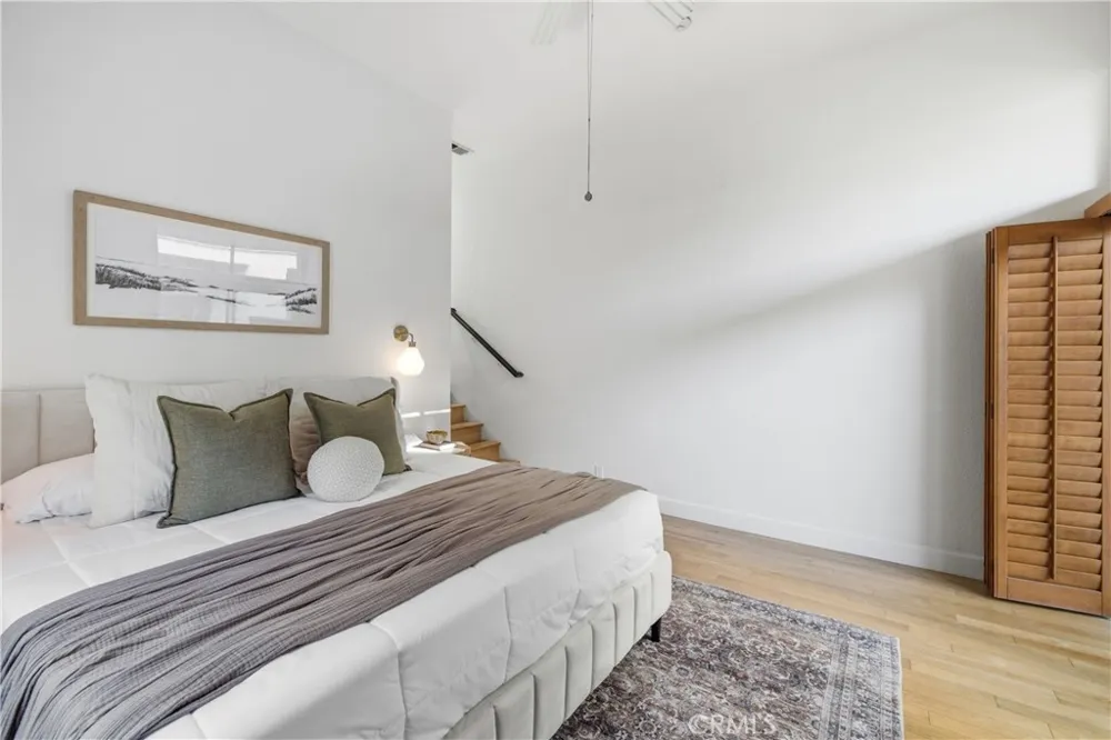 2108 Vanderbilt Lane #E Redondo Beach, CA 90278