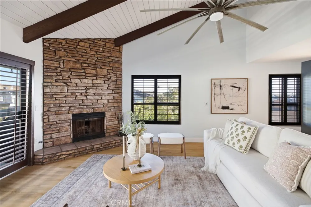 2108 Vanderbilt Lane #E Redondo Beach, CA 90278