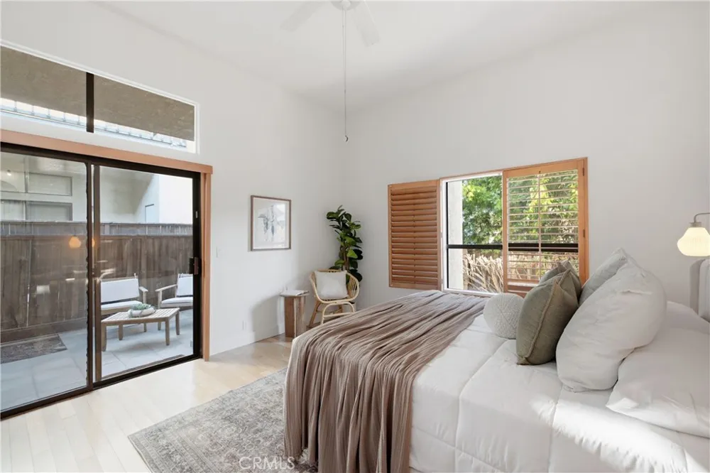 2108 Vanderbilt Lane #E Redondo Beach, CA 90278