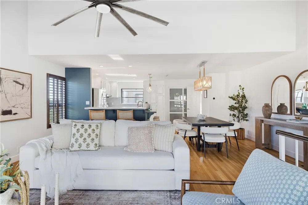 2108 Vanderbilt Lane #E Redondo Beach, CA 90278