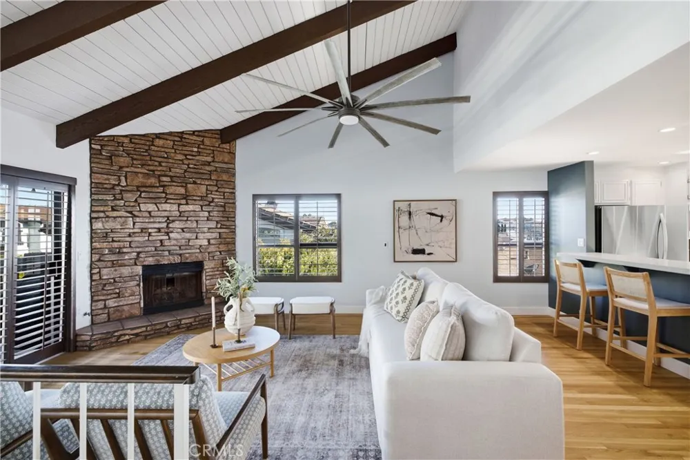 2108 Vanderbilt Lane #E Redondo Beach, CA 90278