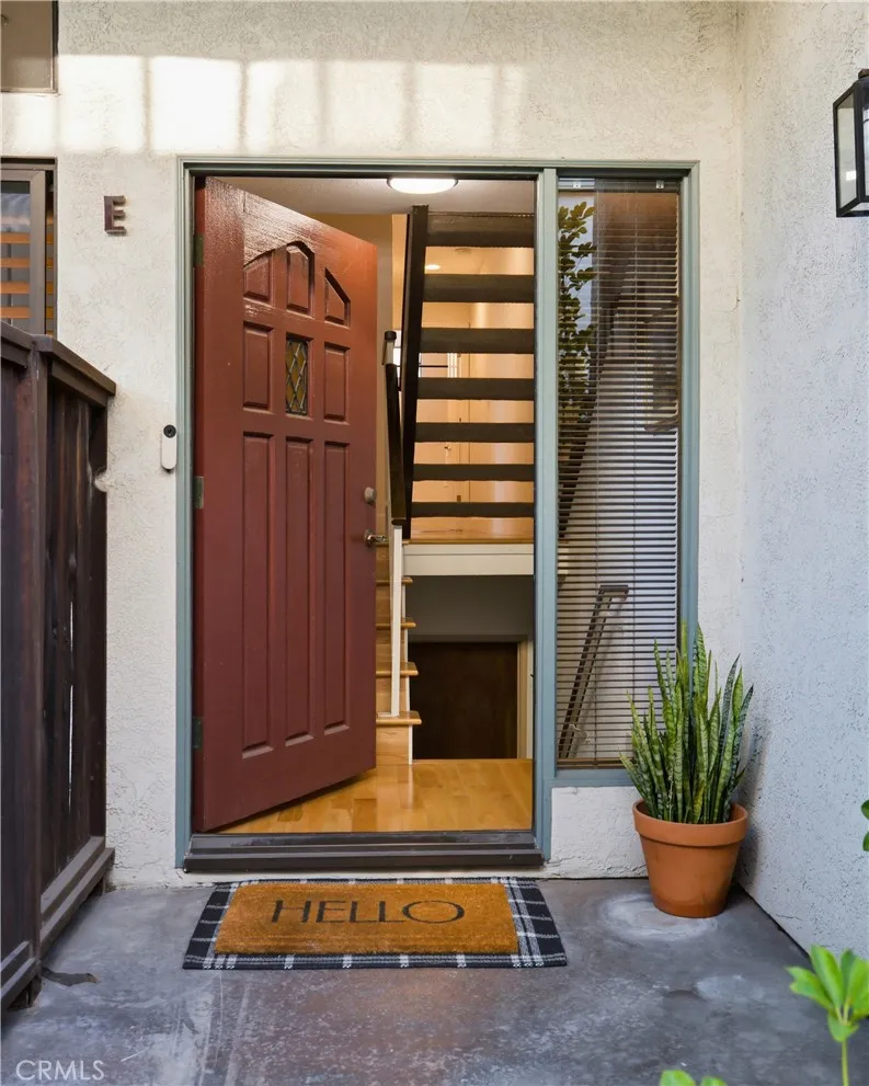 2108 Vanderbilt Lane #E Redondo Beach, CA 90278