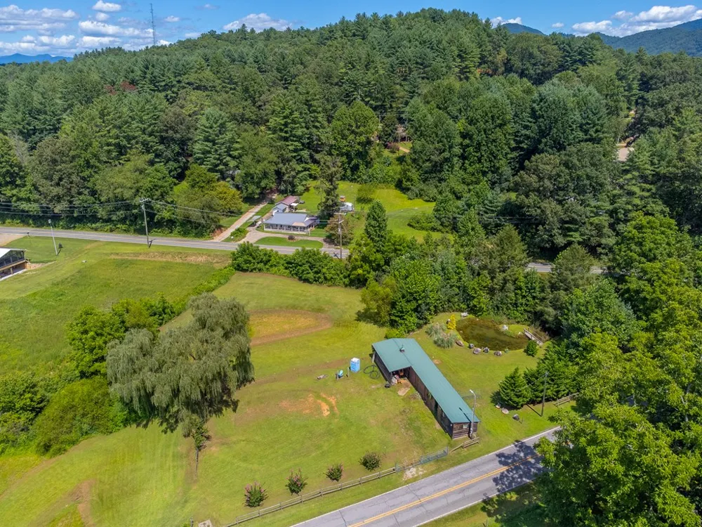 Skeenah Road Franklin, NC 28734