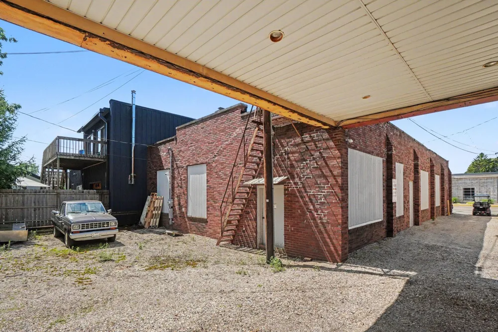 311 Broadway Street South Haven, MI 49090