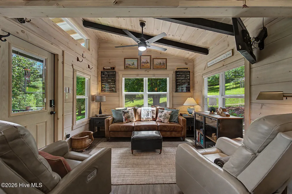 3454 Franks Creek Road Robbinsville, NC 28771