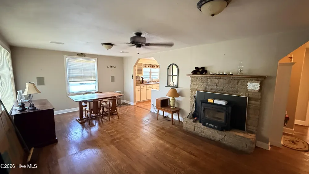 107 Cherokee Avenue Andrews, NC 28901