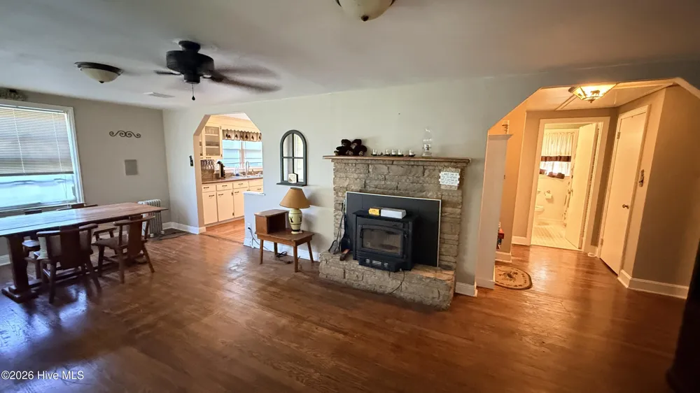 107 Cherokee Avenue Andrews, NC 28901