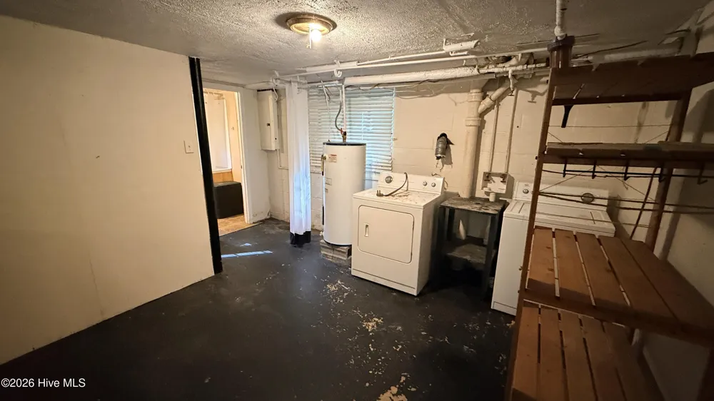 107 Cherokee Avenue Andrews, NC 28901