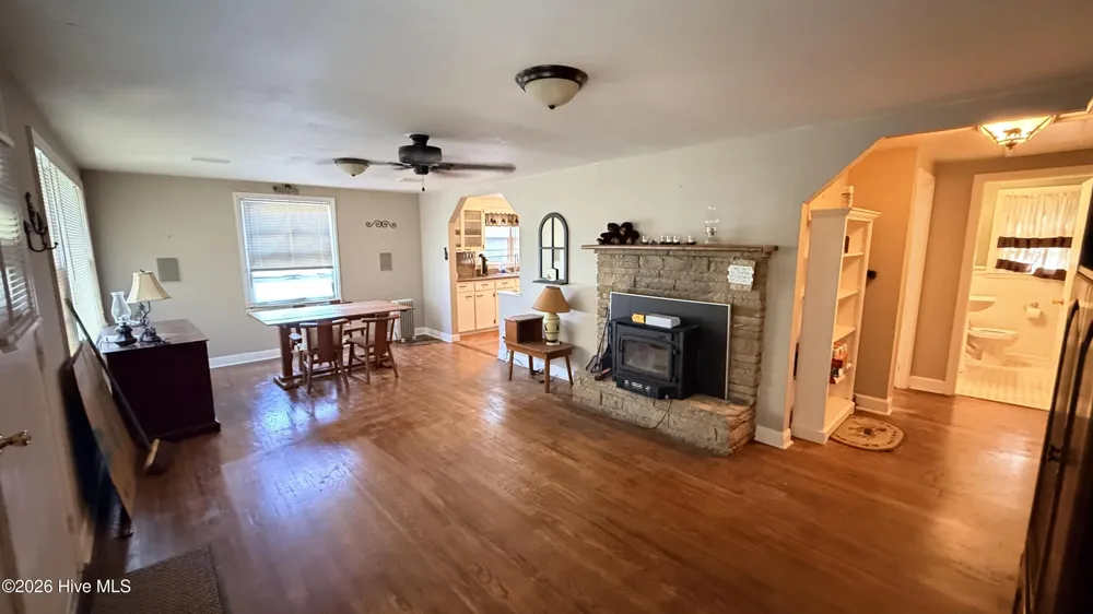 107 Cherokee Avenue Andrews, NC 28901