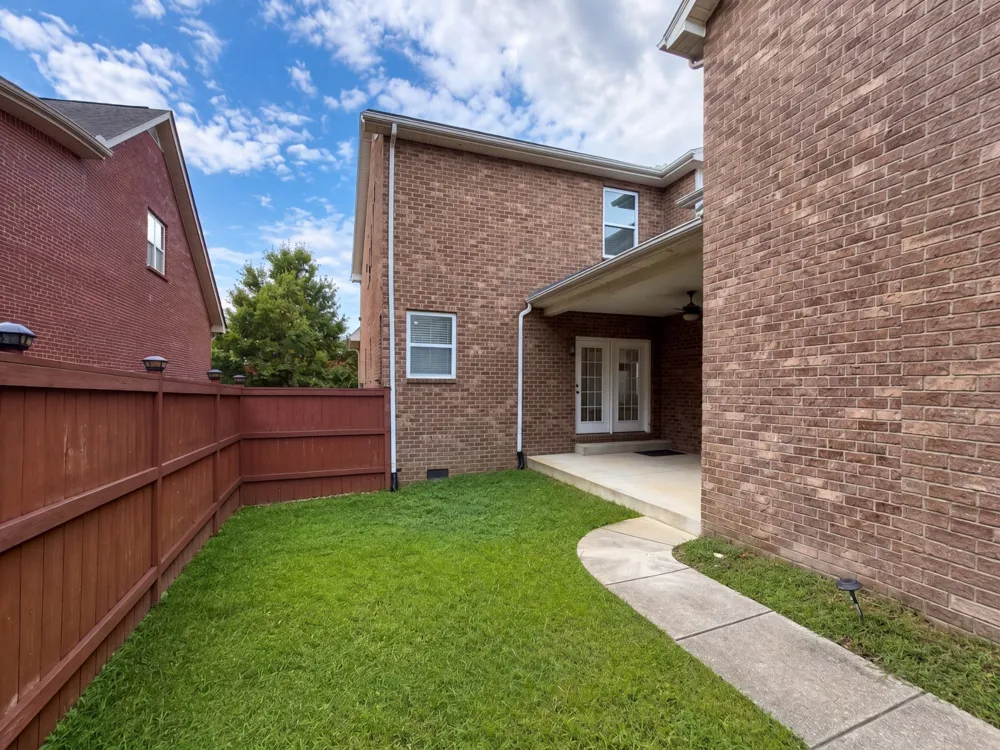 1064 Riverwood Village Blvd Hermitage, TN 37076