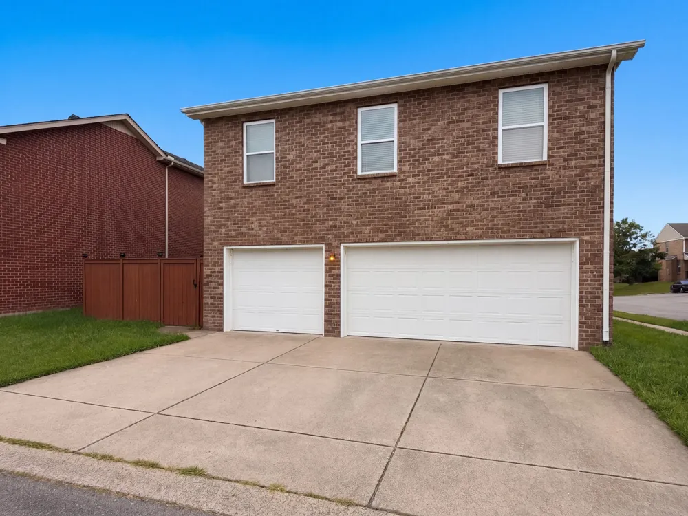 1064 Riverwood Village Blvd Hermitage, TN 37076