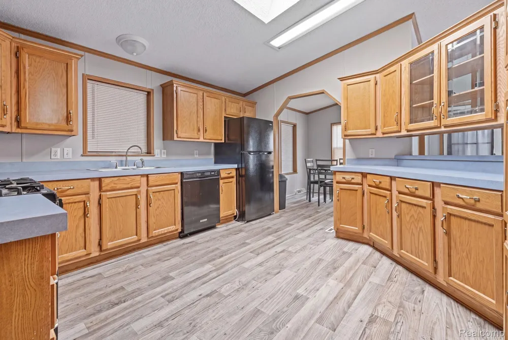 19921 Rhapsody Clinton Charter Township, MI 48036