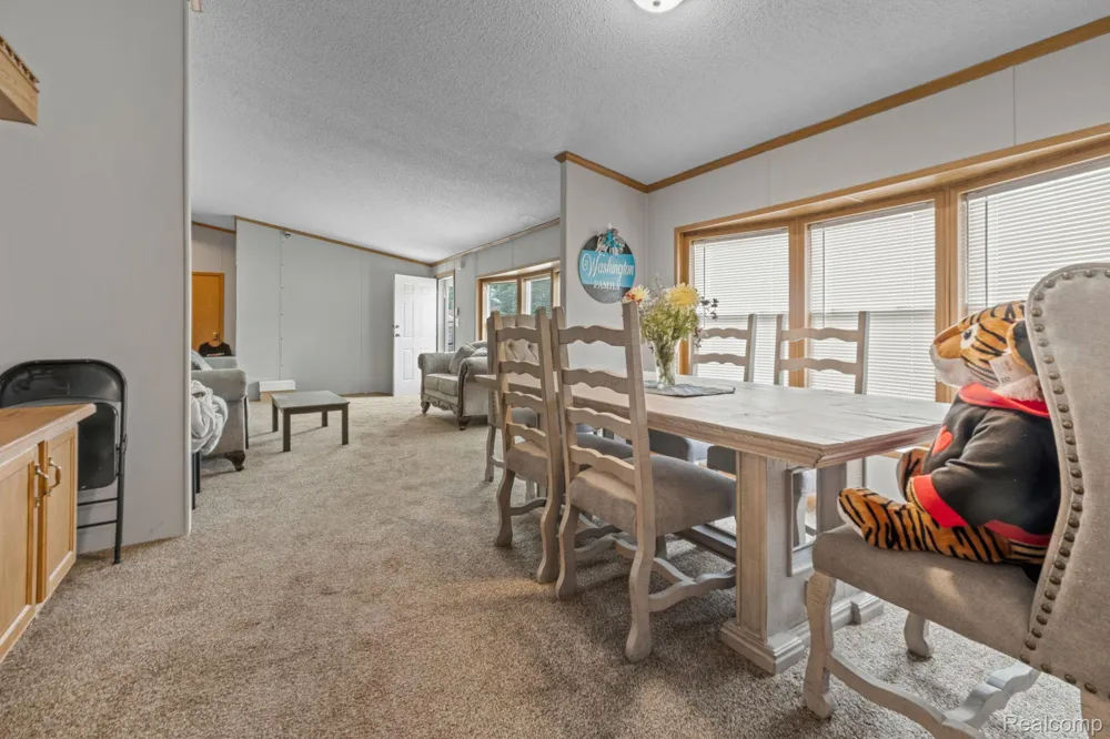 19921 Rhapsody Clinton Charter Township, MI 48036