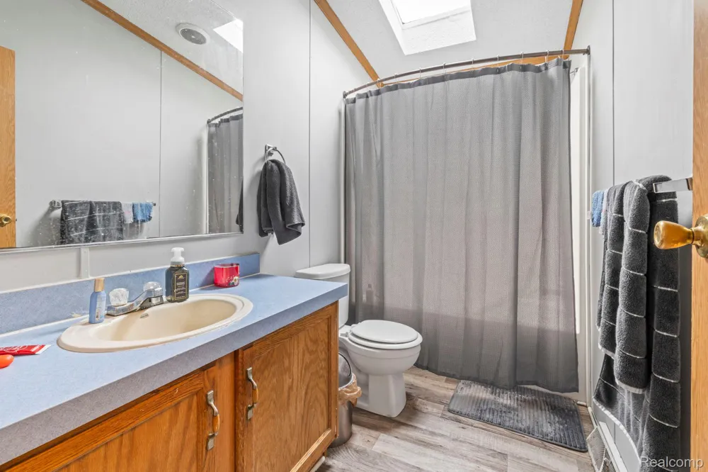 19921 Rhapsody Clinton Charter Township, MI 48036